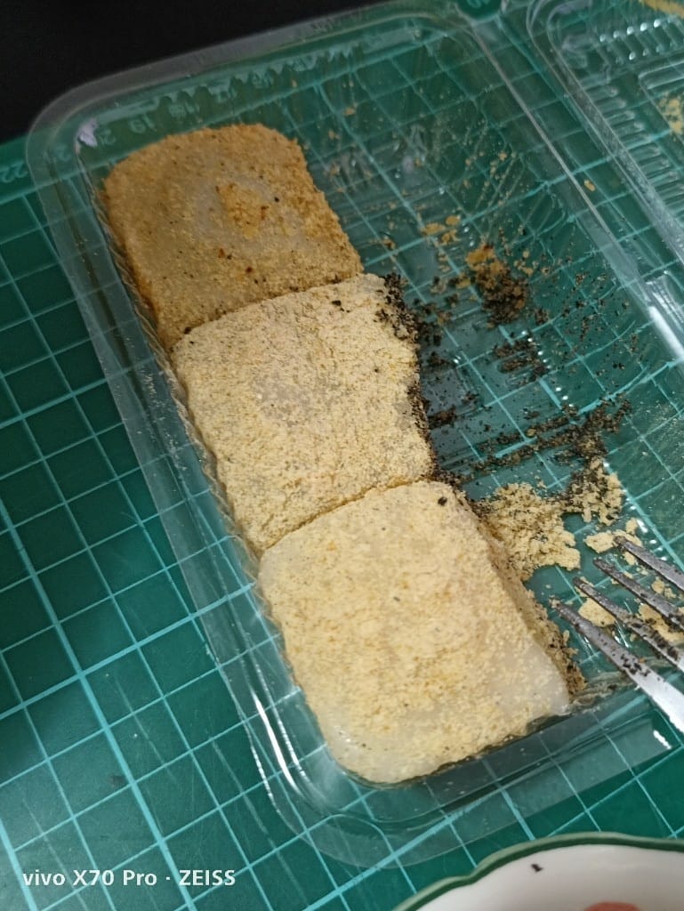 【台北美食】 旦旦Q手工麻糬，士林街邊的美味手工麻糬，買十送一哦