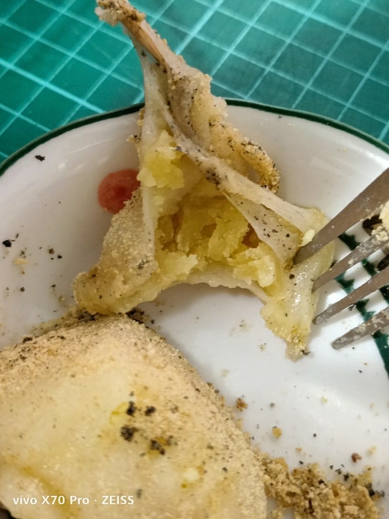 【台北美食】 旦旦Q手工麻糬，士林街邊的美味手工麻糬，買十送一哦