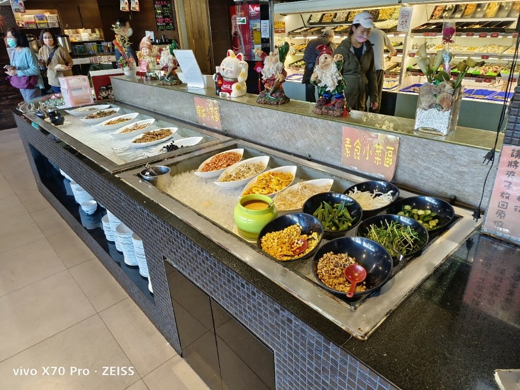 【新莊美食】 千葉火鍋,下午茶只要339含一成,當然要來吃爆啊啊啊啊啊! - 第10張圖 【新莊美食】 千葉火鍋,下午茶只要339含一成,當然要來吃爆啊啊啊啊啊!