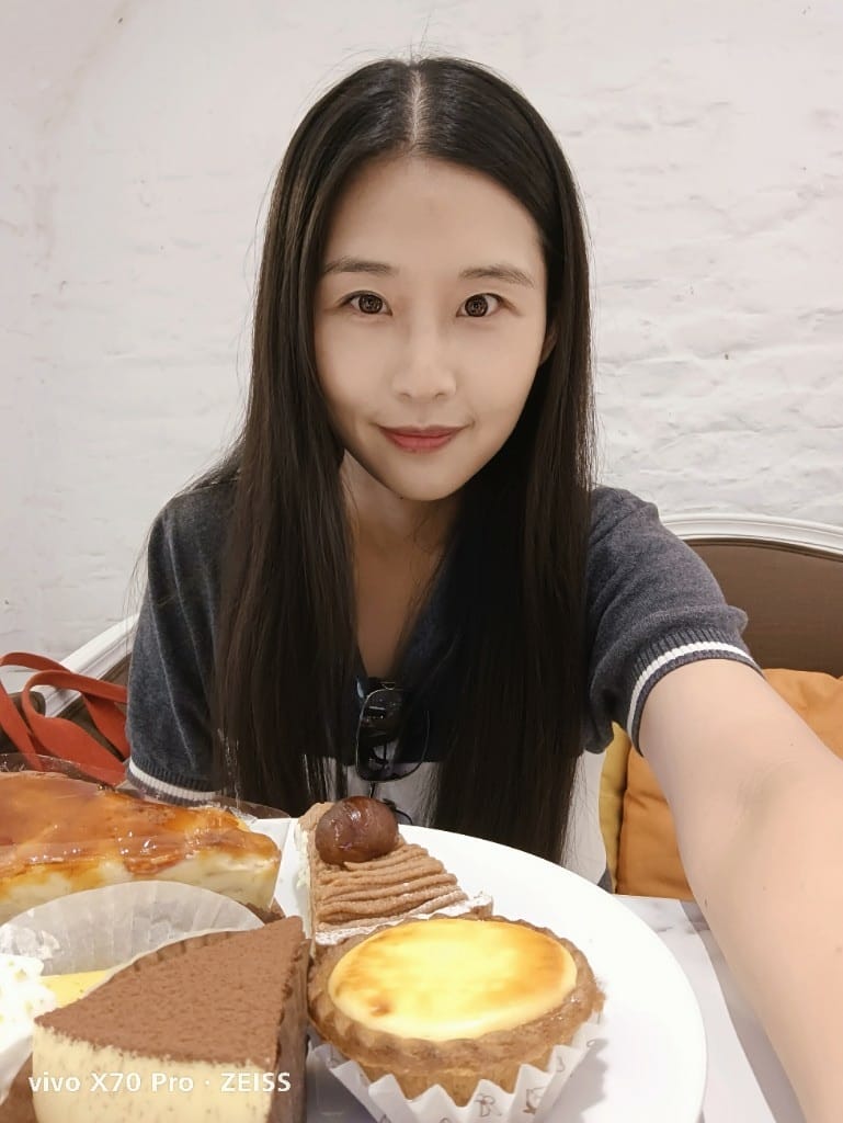 【台北美食】 徹思叔叔的咖啡廳，台北僅存的甜點吃到飽，還提供美味的拉麵和蛋包飯哦！
