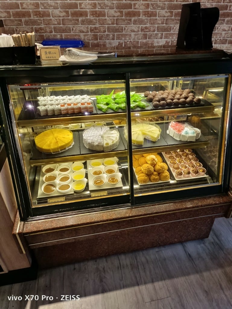 【鹿港美食】 鹿嚼饗原塊牛排精緻自助吧，讓人充滿驚喜的牛排百匯！