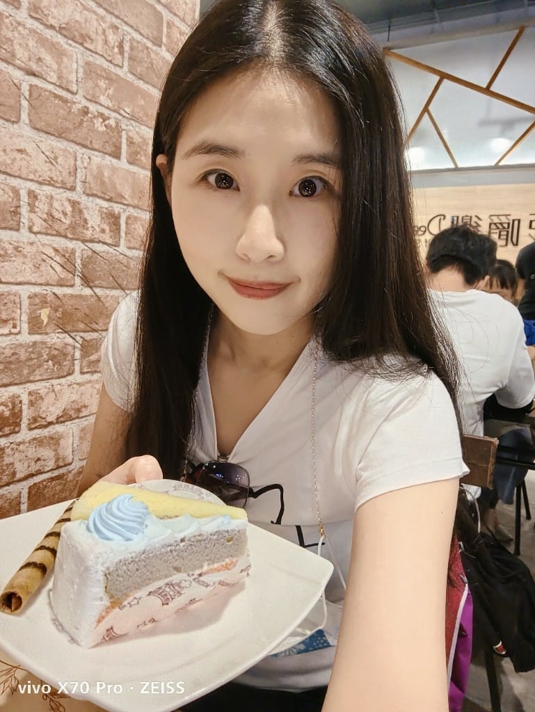【鹿港美食】 鹿嚼饗原塊牛排精緻自助吧，讓人充滿驚喜的牛排百匯！