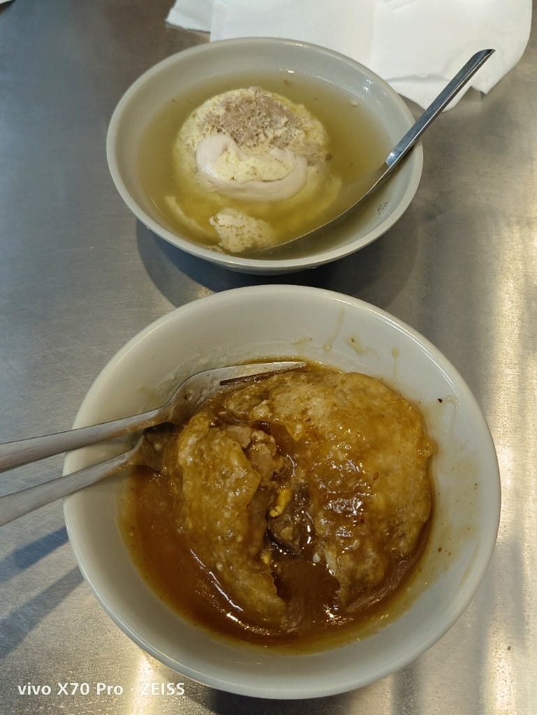 【彰化美食】 阿三肉圓，一開店就大排長龍的美味脆皮肉圓
