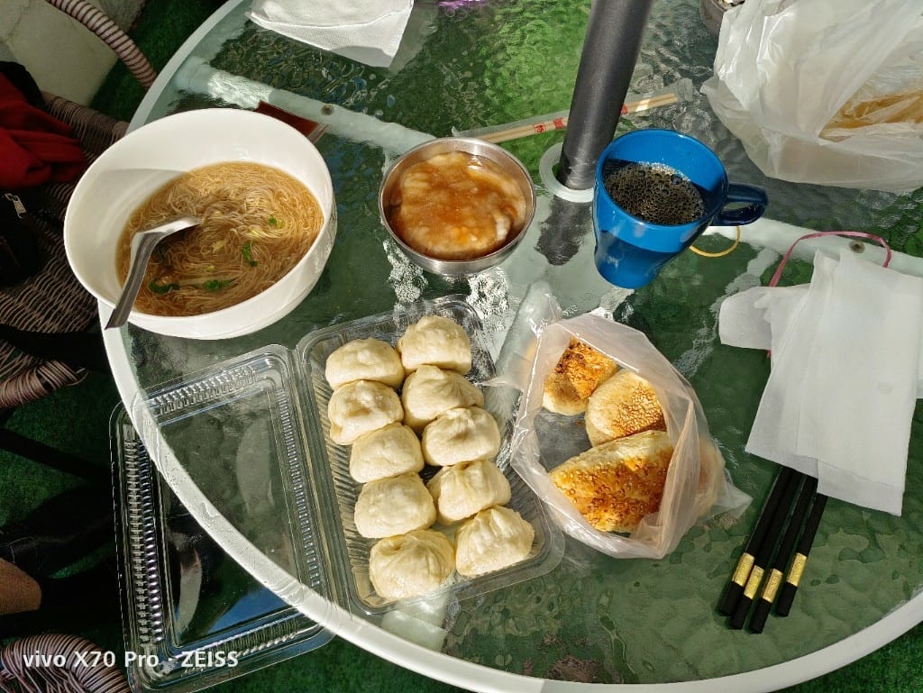 【鹿港美食】 第一市場週邊早餐美食，楊州芋丸&永和豆漿&蚯蚓龍山麵線糊