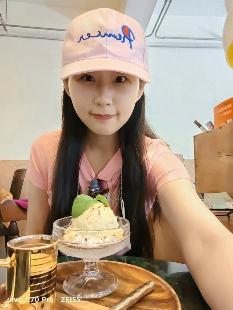 【鹿港美食】穩定飛行專業手沖咖啡，充滿驚奇的巷弄咖啡館，還有神奇的香菜咖啡哦！