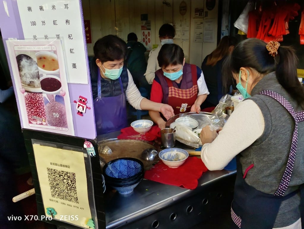 【鹿港美食】 第一市場週邊早餐美食，楊州芋丸&永和豆漿&蚯蚓龍山麵線糊