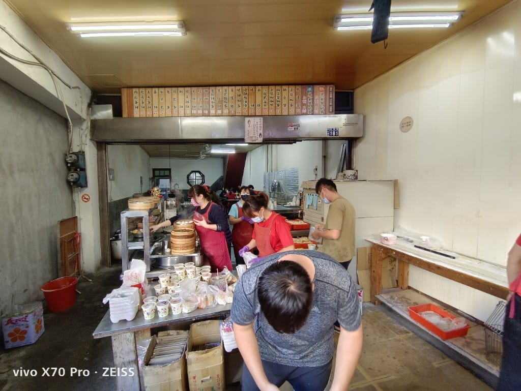【鹿港美食】 第一市場週邊早餐美食，楊州芋丸&永和豆漿&蚯蚓龍山麵線糊