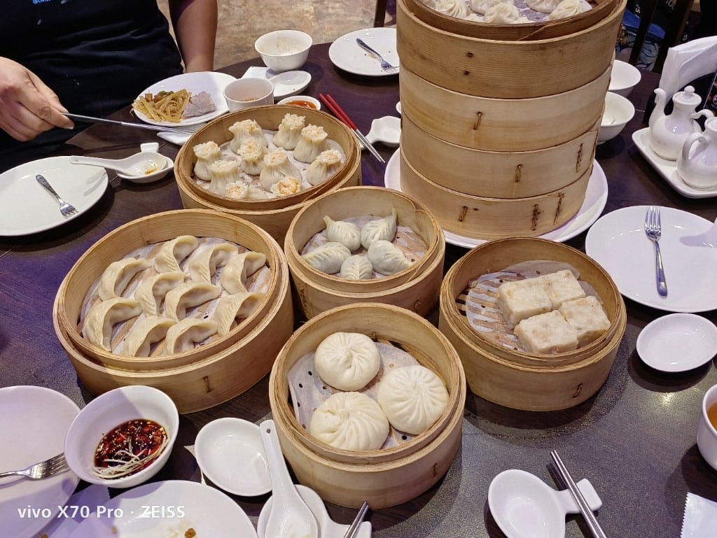 【林口美食】 點水樓點心吃到飽，100顆小籠包$550有找！！！