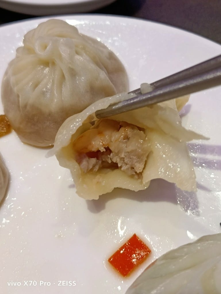 【林口美食】 點水樓點心吃到飽，100顆小籠包$550有找！！！
