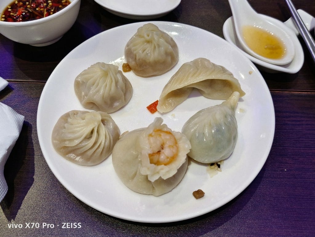 【林口美食】 點水樓點心吃到飽，100顆小籠包$550有找！！！