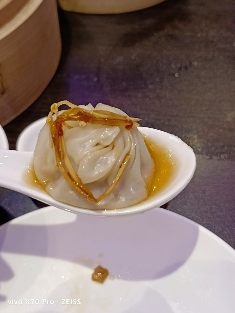 【林口美食】 點水樓點心吃到飽，100顆小籠包$550有找！！！
