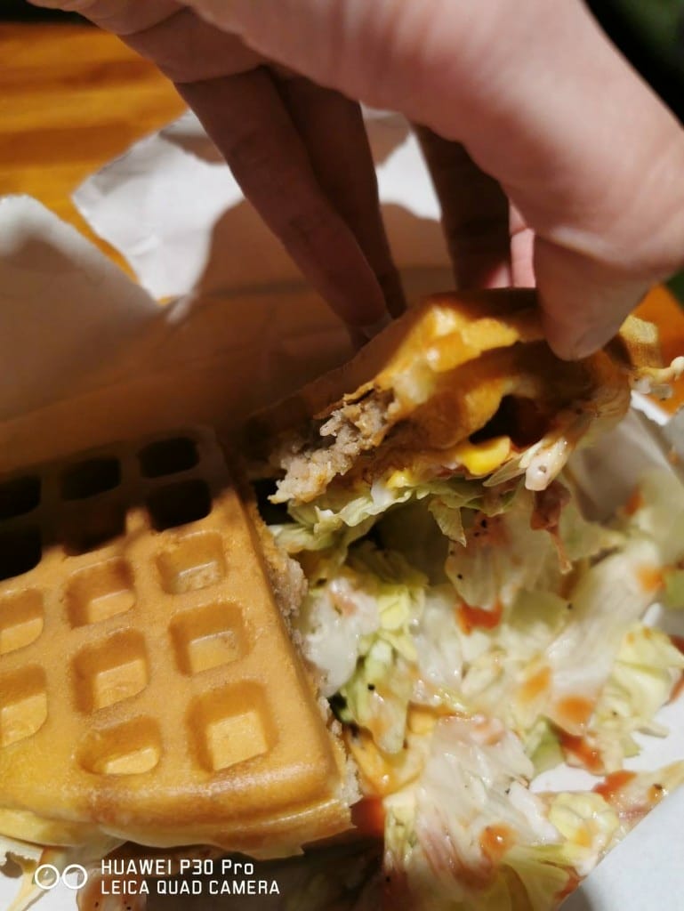 【新莊美食】 小木屋鬆餅，平價又美味鬆餅店