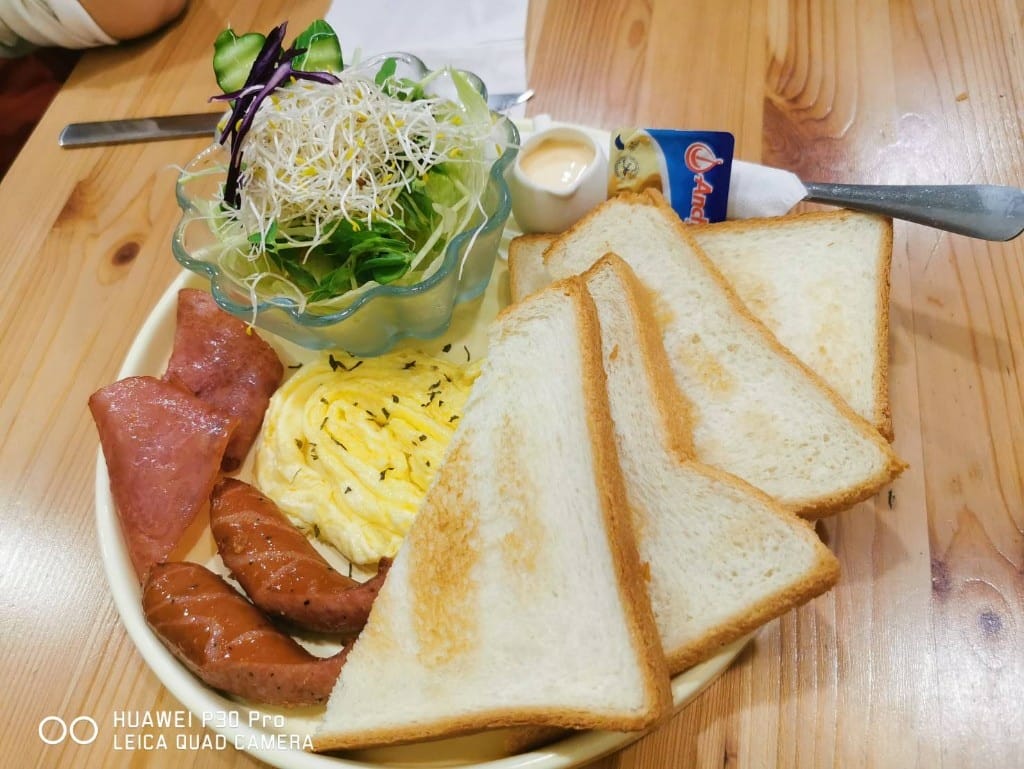 【新莊美食】 樸樂咖啡，新莊的用餐好所在
