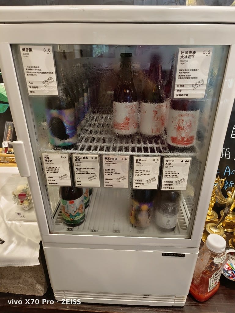 【新莊美食】Action早倉，巷弄內的文青早午餐，環境真的很舒服哦！