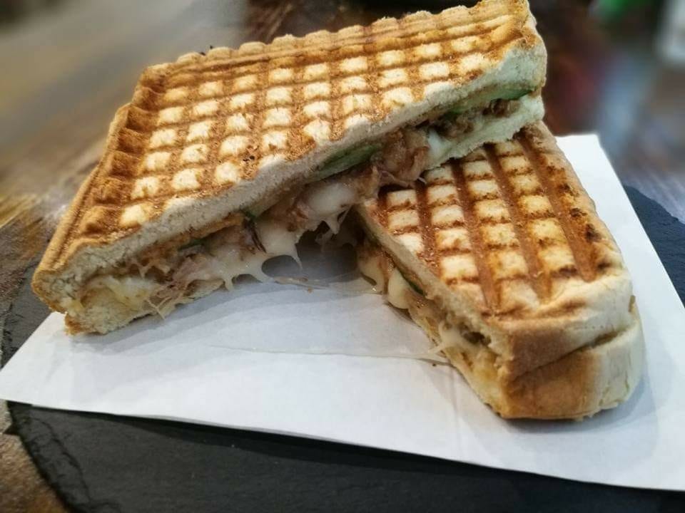 【新莊美食】Action早倉，巷弄內的文青早午餐，環境真的很舒服哦！