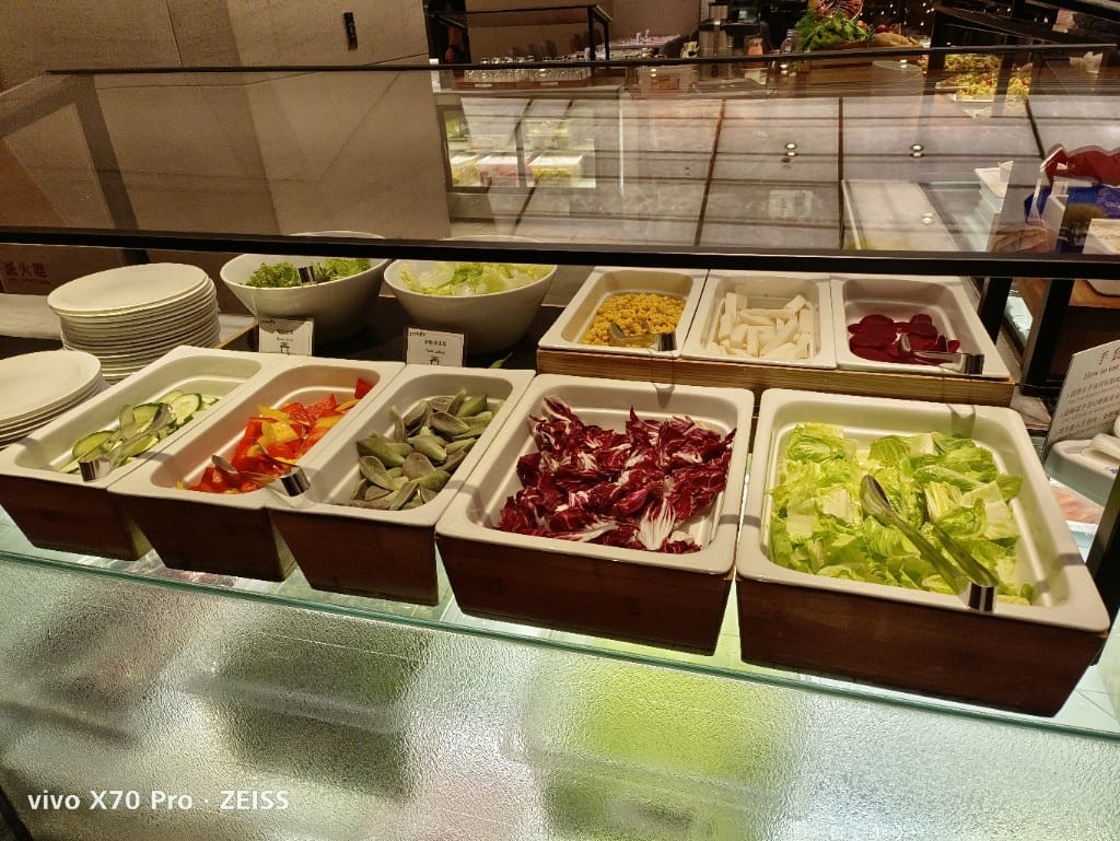 【台北美食】美福彩匯自助餐廳，網路評比第一名的飯店百匯，吃過多次仍舊保持高水準！