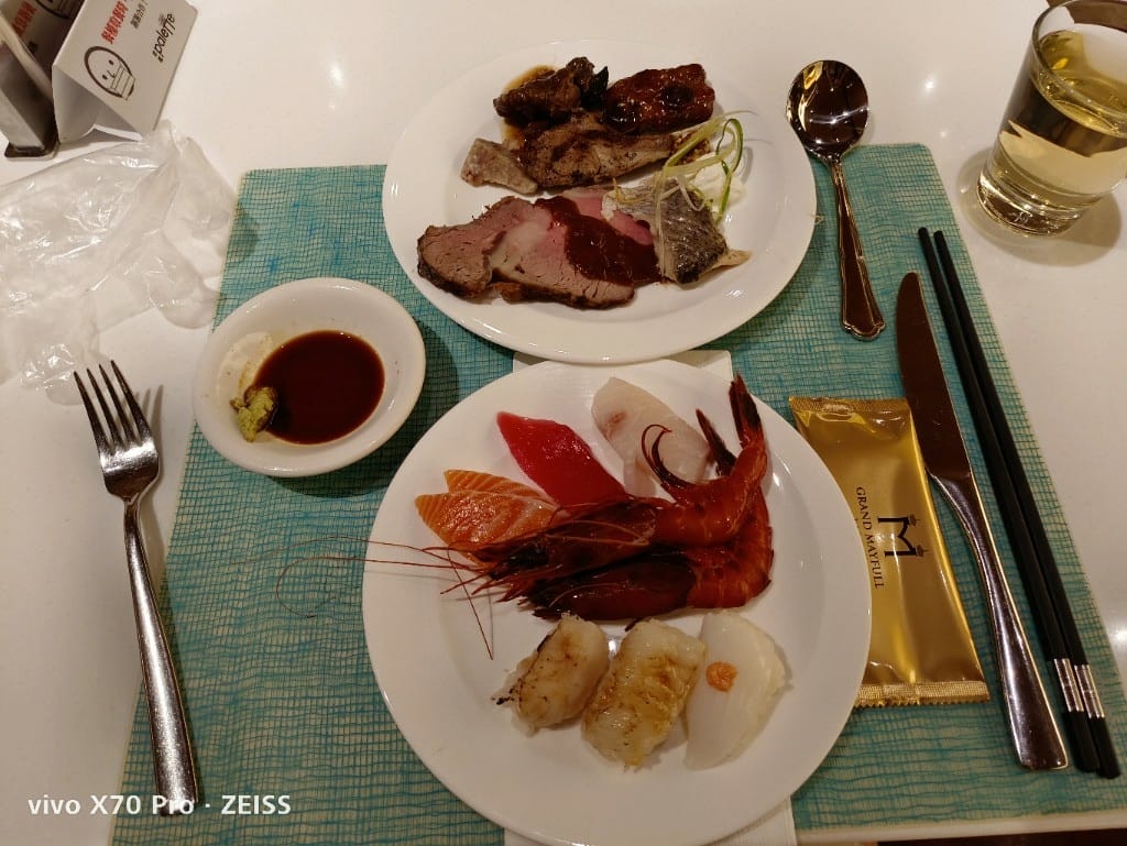 【台北美食】美福彩匯自助餐廳，網路評比第一名的飯店百匯，吃過多次仍舊保持高水準！