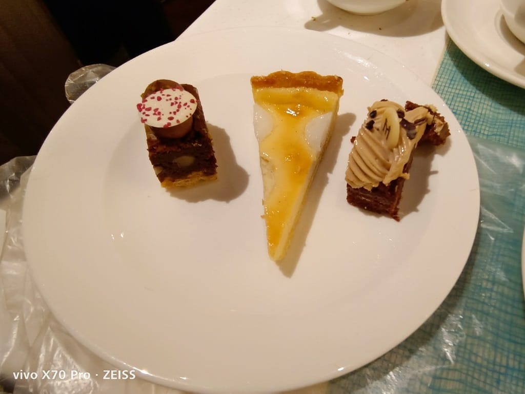 【台北美食】美福彩匯自助餐廳，網路評比第一名的飯店百匯，吃過多次仍舊保持高水準！