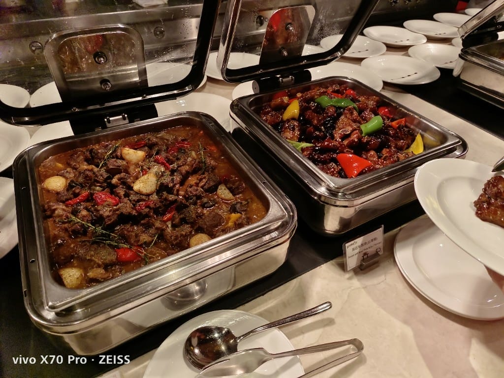 【台北美食】美福彩匯自助餐廳，網路評比第一名的飯店百匯，吃過多次仍舊保持高水準！