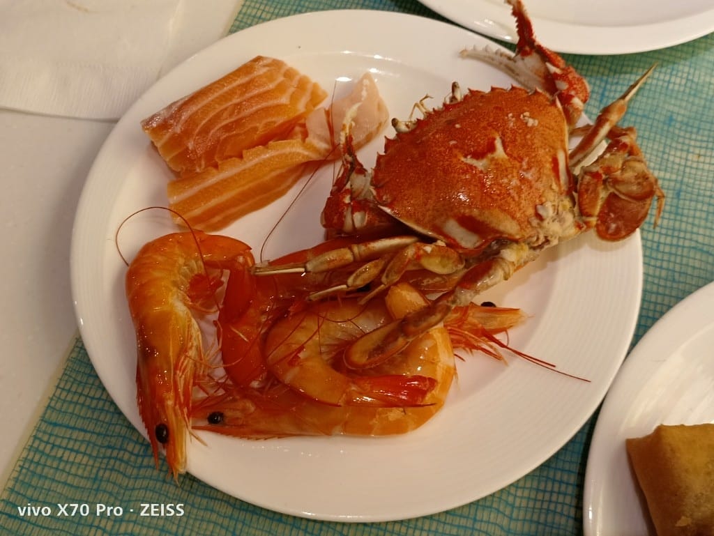 【台北美食】美福彩匯自助餐廳-下午茶，網路評比第一名的飯店百匯，吃過多次仍舊保持高水準！