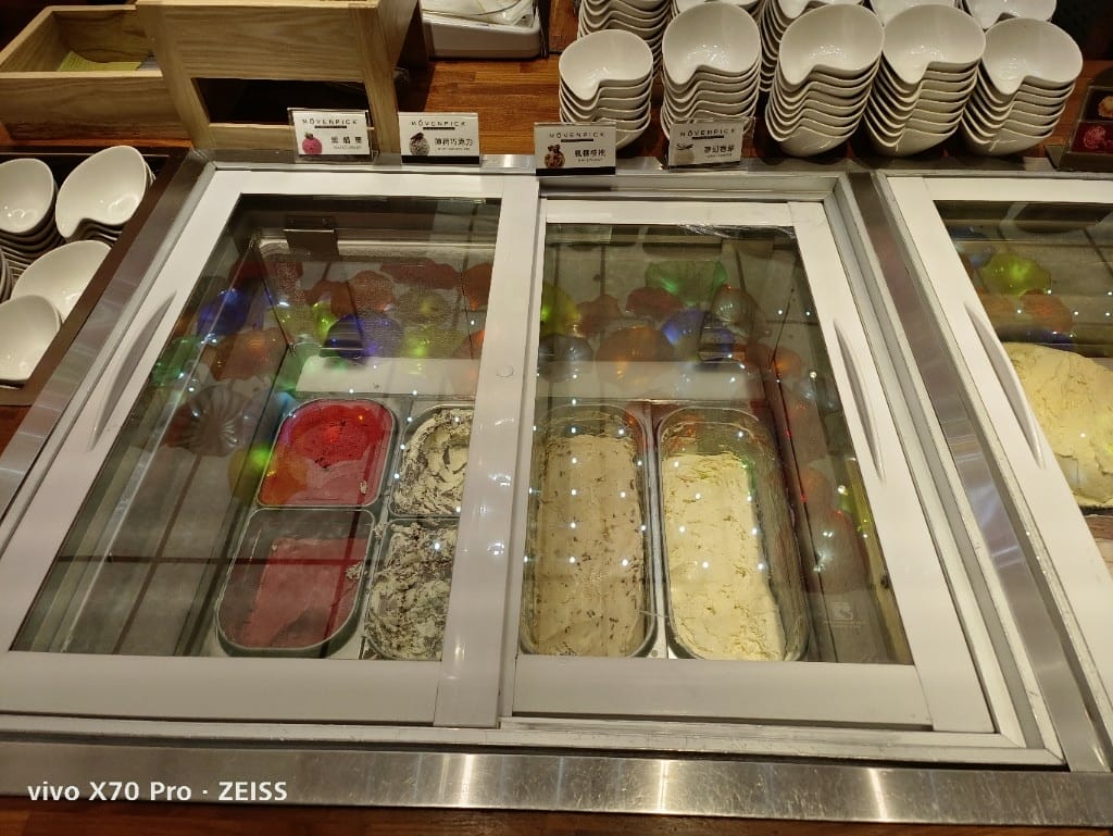 【台北美食】美福彩匯自助餐廳-下午茶，網路評比第一名的飯店百匯，吃過多次仍舊保持高水準！