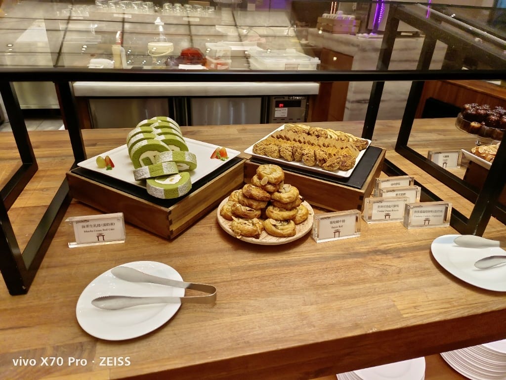 【台北美食】美福彩匯自助餐廳-下午茶，網路評比第一名的飯店百匯，吃過多次仍舊保持高水準！