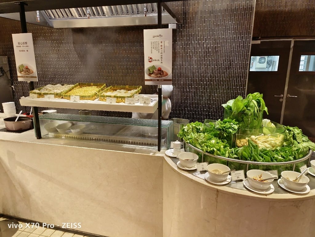 【台北美食】美福彩匯自助餐廳-下午茶，網路評比第一名的飯店百匯，吃過多次仍舊保持高水準！