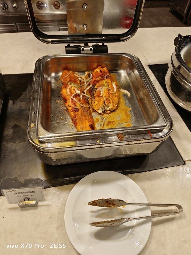【台北美食】美福彩匯自助餐廳-下午茶，網路評比第一名的飯店百匯，吃過多次仍舊保持高水準！