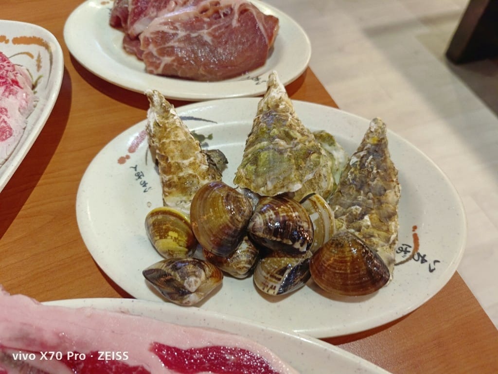 【板橋美食】久天日式碳火燒肉,板橋後站老字號日式燒肉,黑牛油花實在太美了! - 第13張圖 【板橋美食】久天日式碳火燒肉,板橋後站老字號日式燒肉,黑牛油花實在太美了!