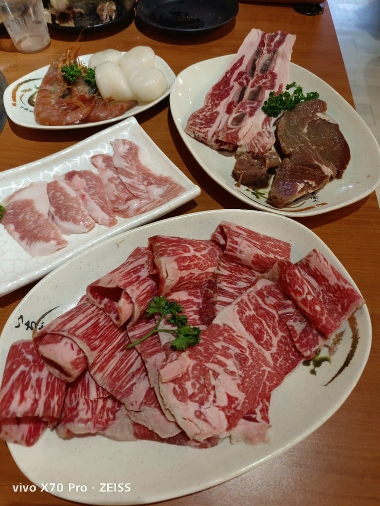 【板橋美食】久天日式碳火燒肉,板橋後站老字號日式燒肉,黑牛油花實在太美了! - 第32張圖 【板橋美食】久天日式碳火燒肉,板橋後站老字號日式燒肉,黑牛油花實在太美了!