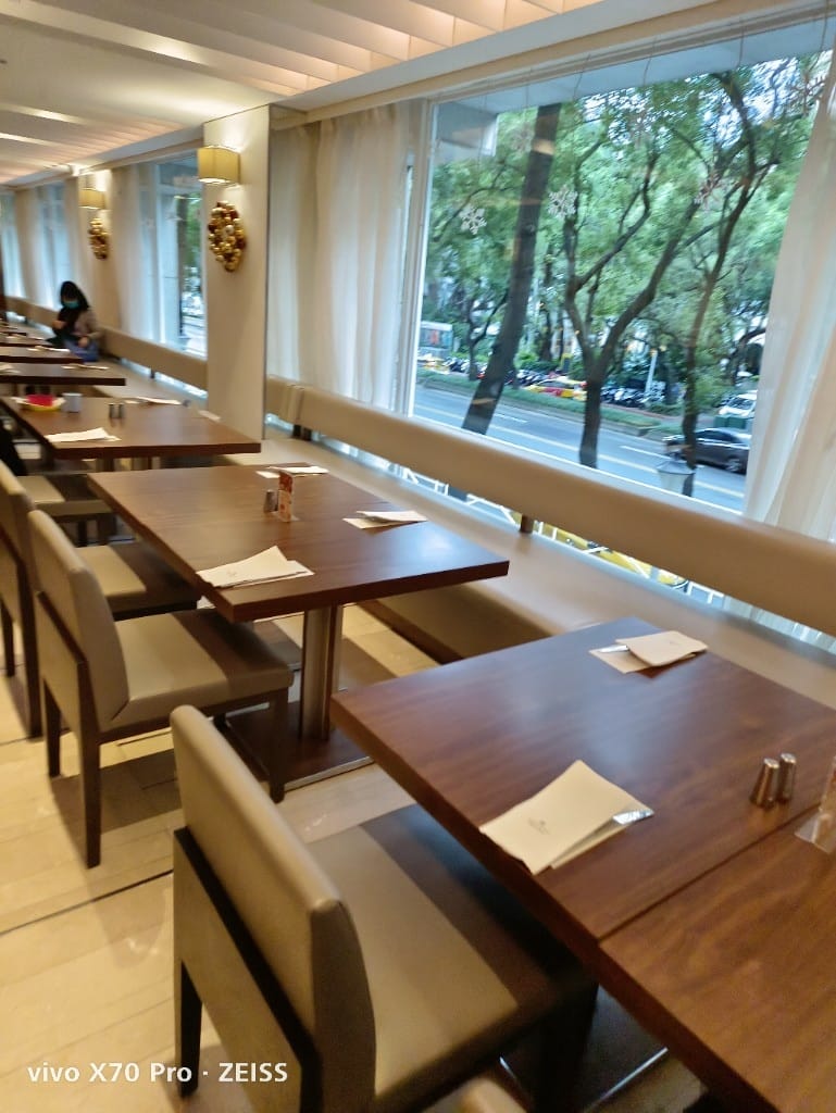 【台北美食】老爺酒店下午茶，來試試小而美的飯店百匯！