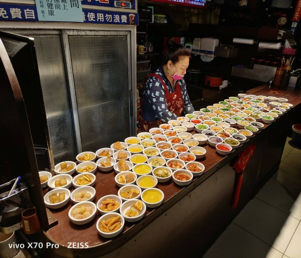 【新莊美食】韓味軒，多達近40種韓式小菜吃到飽，只要190元起！20211128