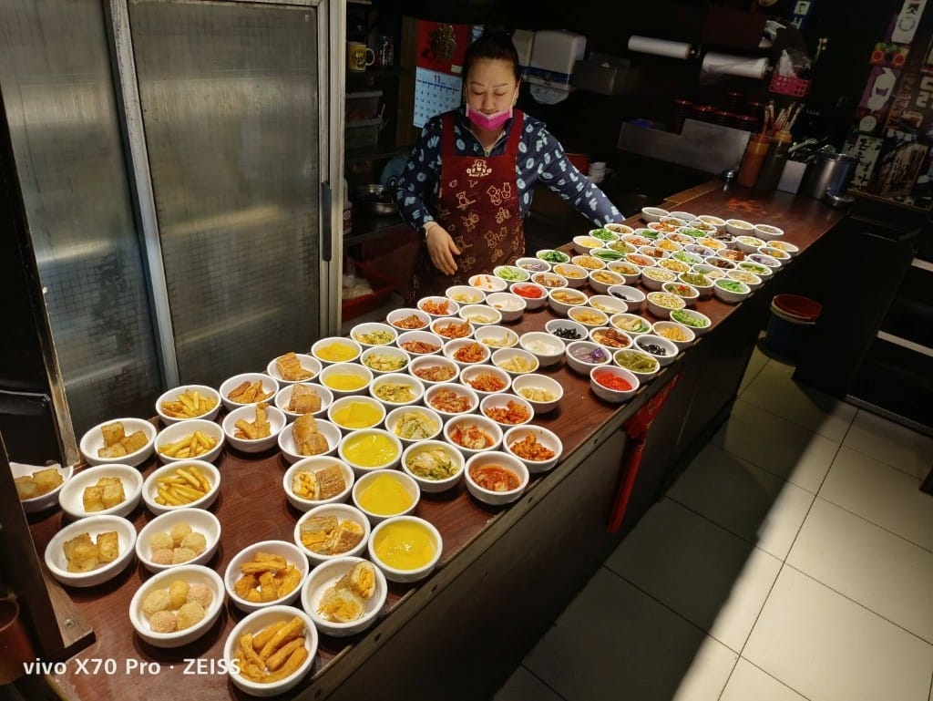 【新莊美食】韓味軒，多達近40種韓式小菜吃到飽，只要190元起！20211128