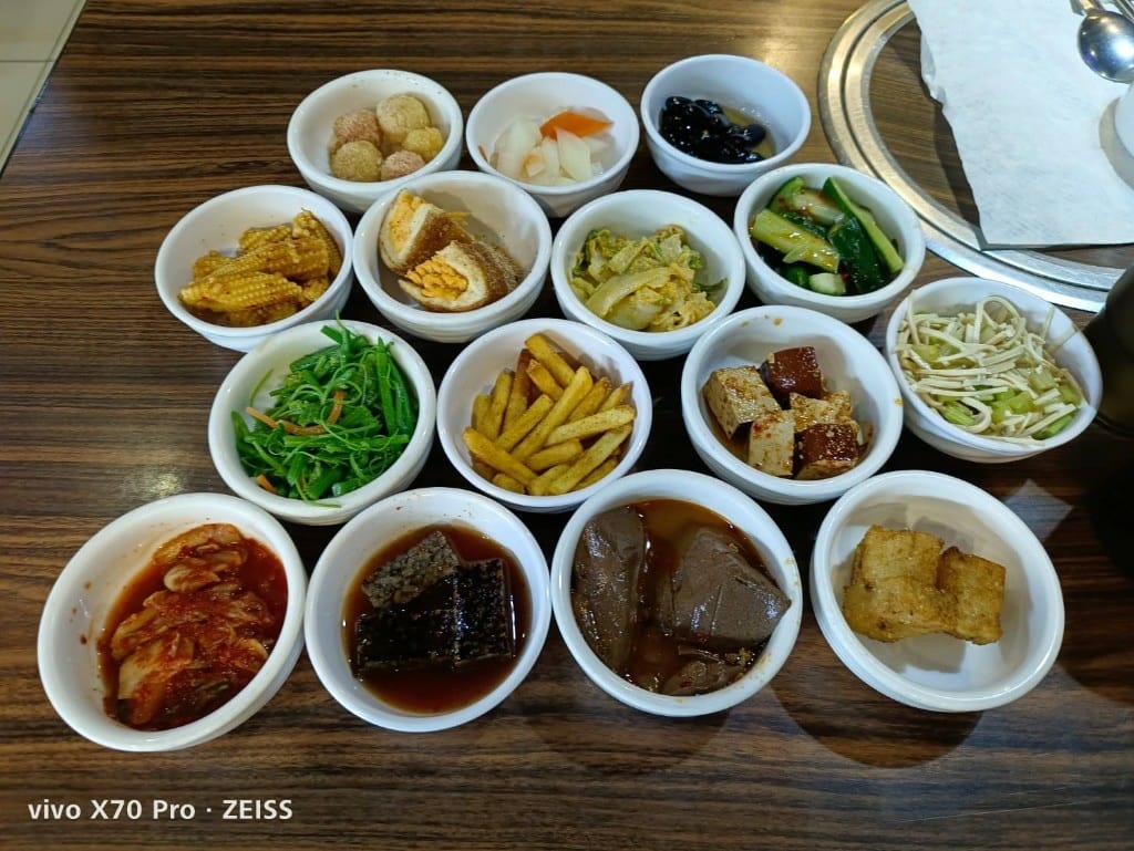 【新莊美食】韓味軒，多達近40種韓式小菜吃到飽，只要190元起！20211128