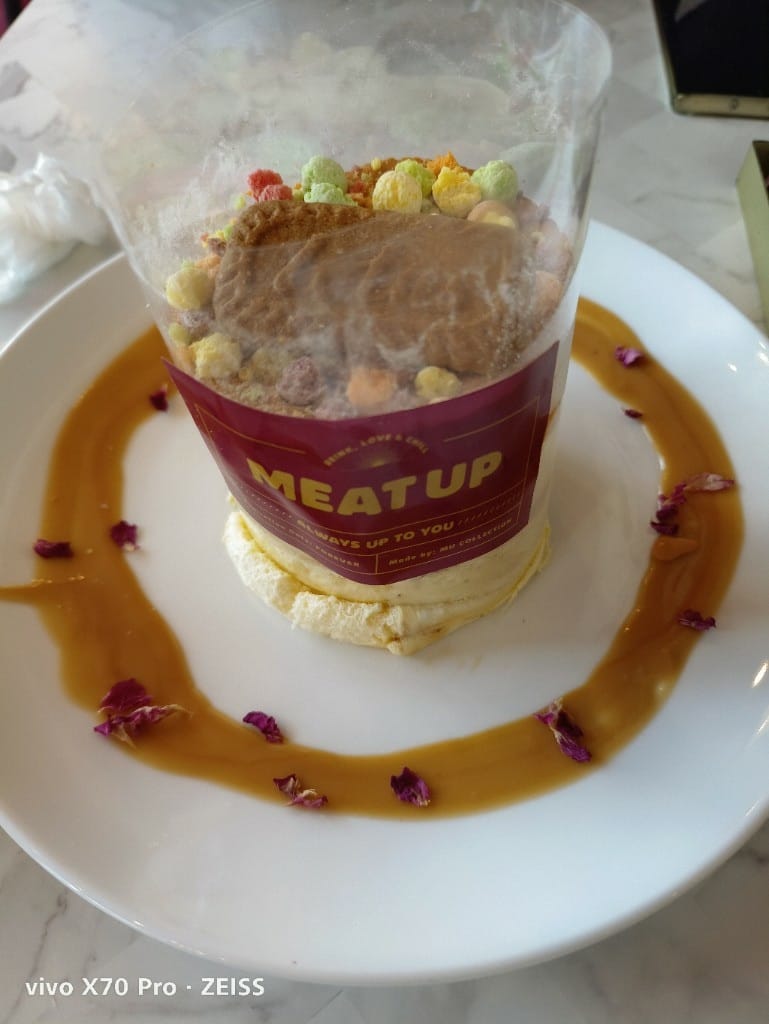 【台北美食】 MeatUp，話題十足又好拍的網美咖啡店
