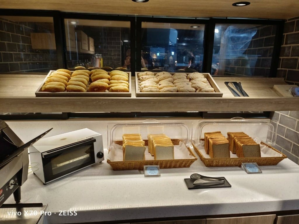 ［台北住宿］捷絲旅西門館，1泊2食（牛排餐+自助早餐）只要$1999💕