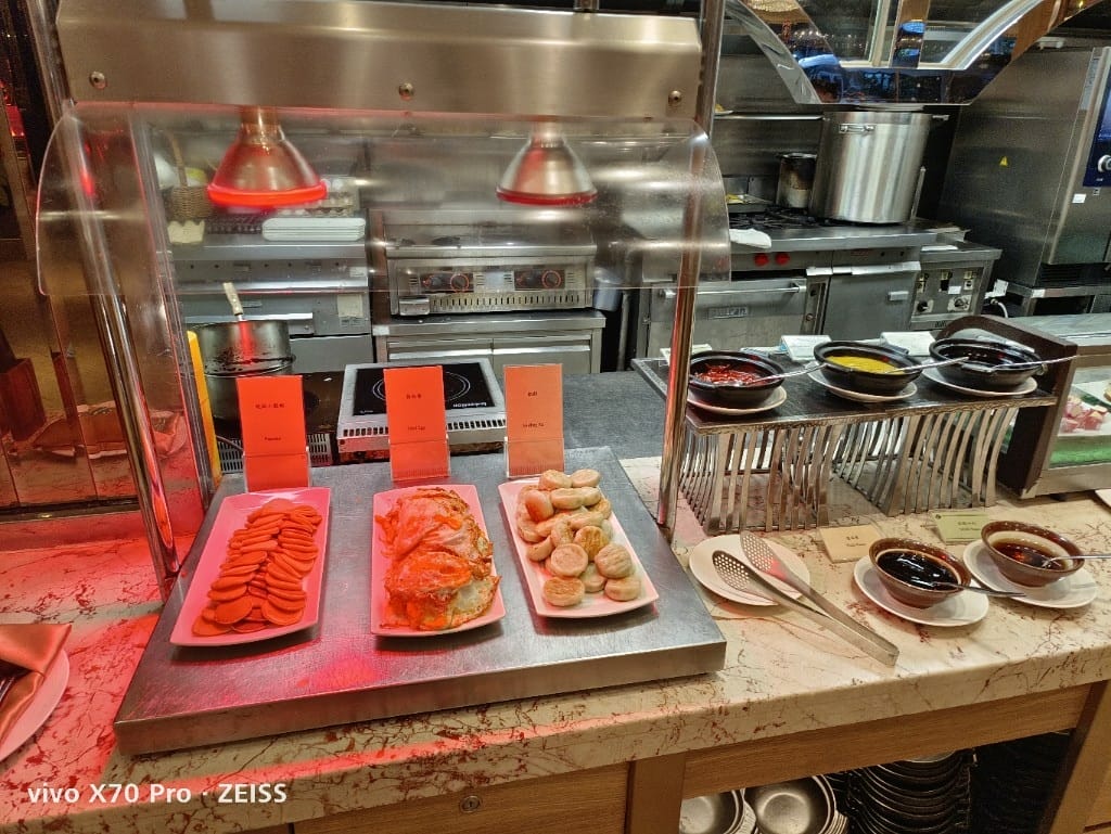 【台北美食】花園大酒店饗聚廚房早餐，小巧精緻的飯店早餐