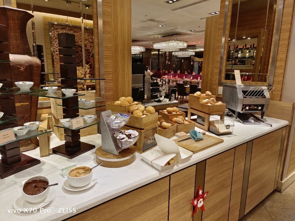 【台北美食】花園大酒店饗聚廚房早餐，小巧精緻的飯店早餐