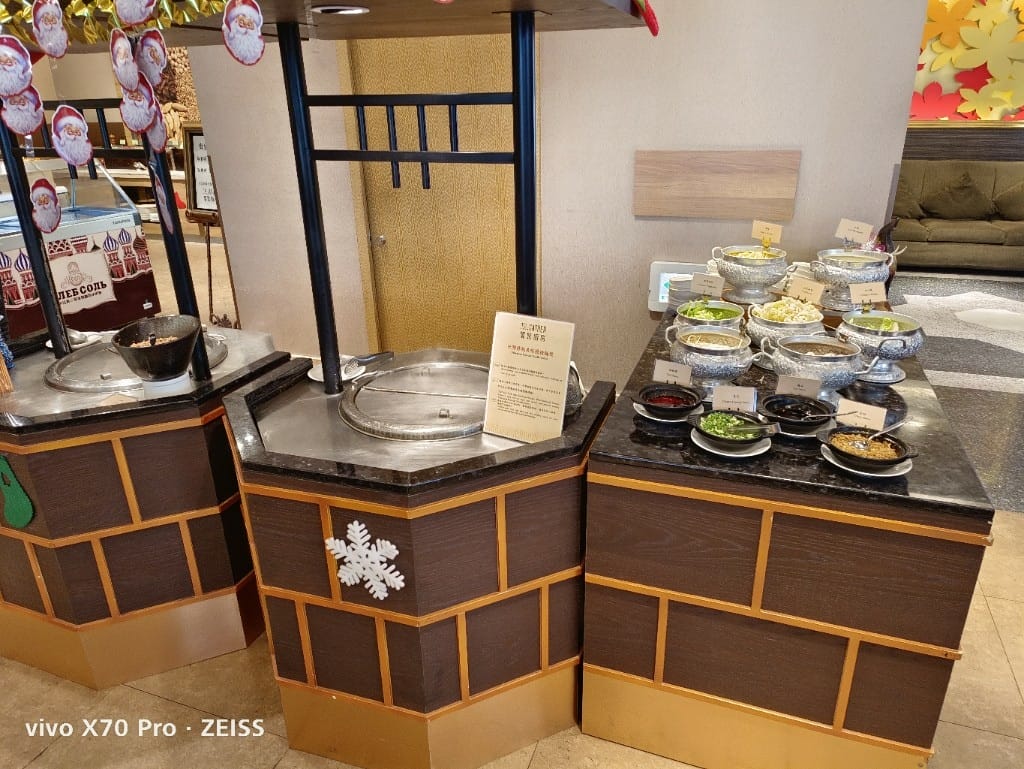 【台北美食】花園大酒店，饗聚廚房午餐搭配振興券一人只要$334哦！