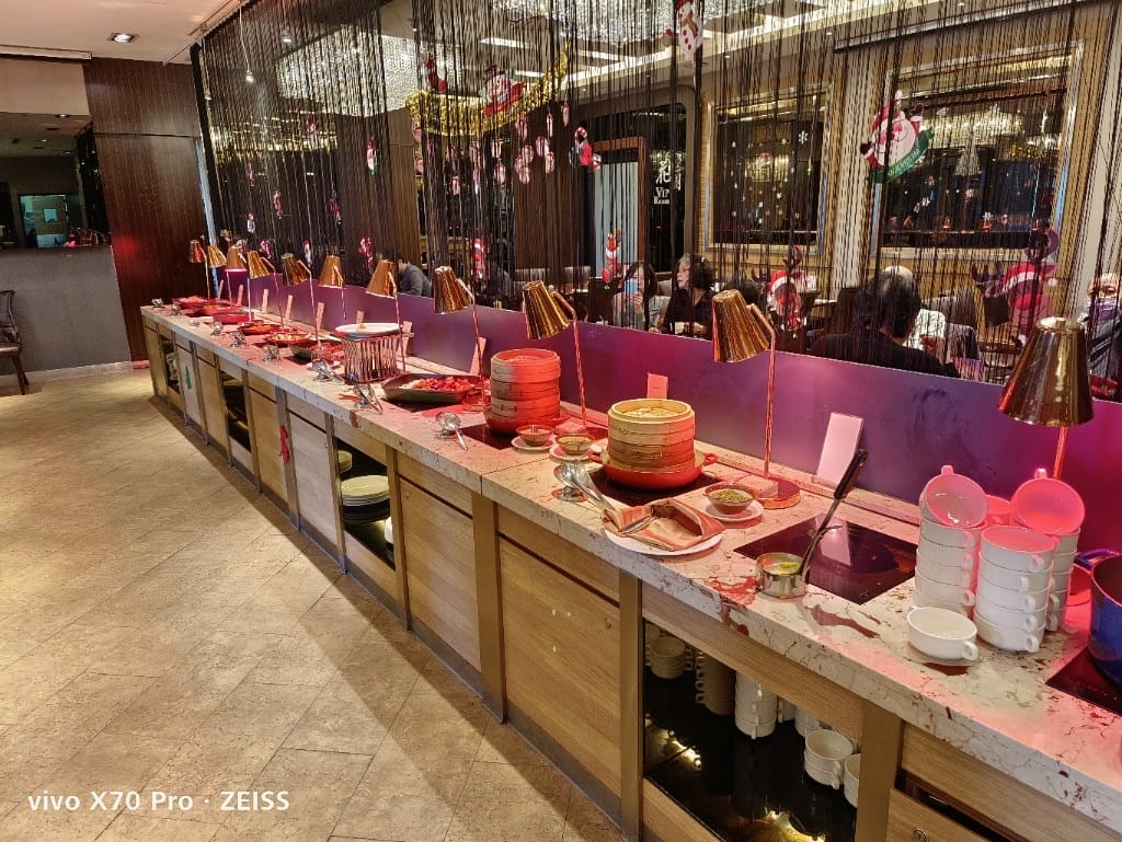 【台北美食】花園大酒店，饗聚廚房午餐搭配振興券一人只要$334哦！