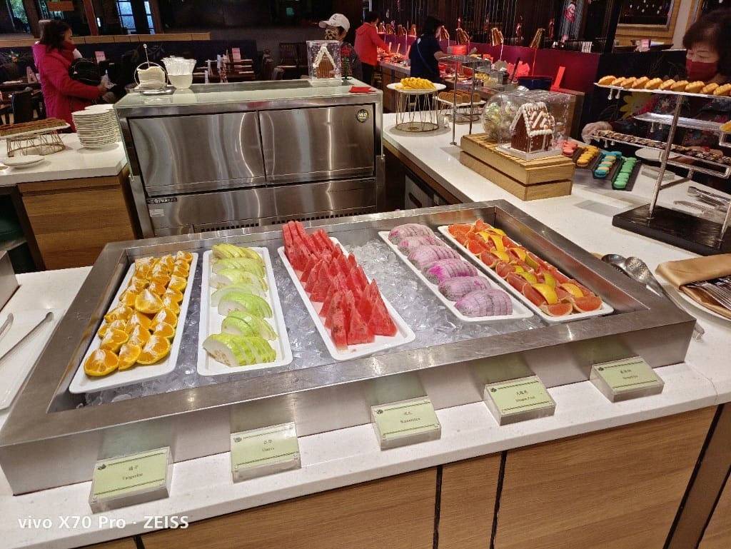 【台北美食】花園大酒店，饗聚廚房午餐搭配振興券一人只要$334哦！