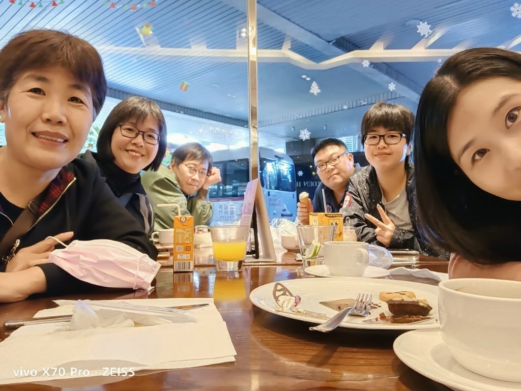 【台北美食】花園大酒店，饗聚廚房午餐搭配振興券一人只要$334哦！