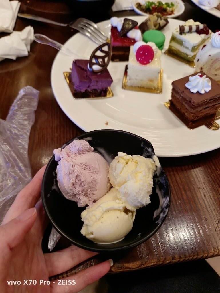 【台北美食】花園大酒店，饗聚廚房午餐搭配振興券一人只要$334哦！