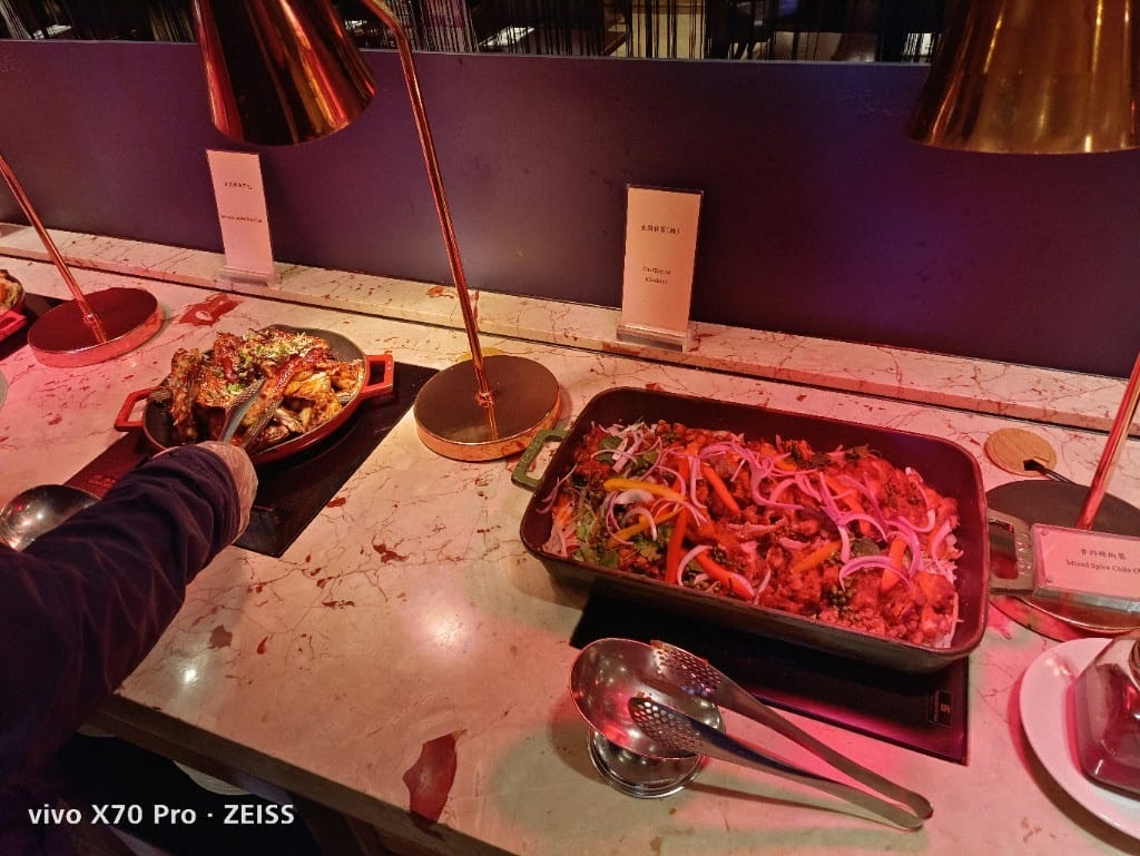 【台北美食】花園大酒店，饗聚廚房午餐搭配振興券一人只要$334哦！