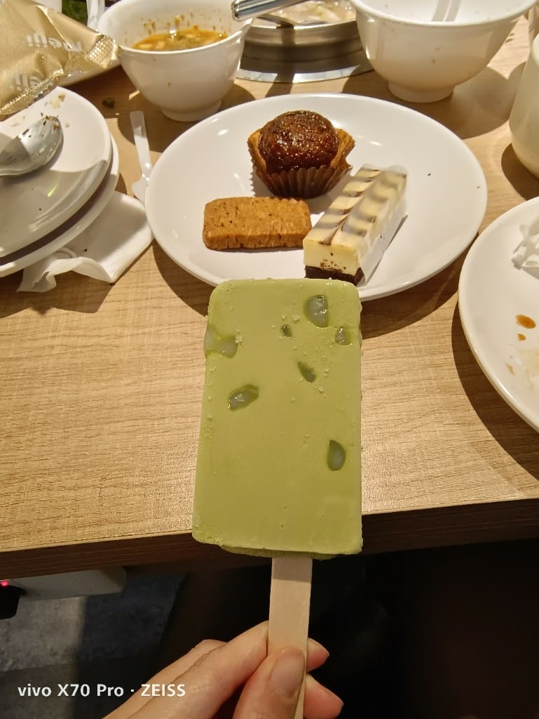 【板橋美食】吉哆火鍋百匯2訪，食物選擇多到選擇障礙會發作😂