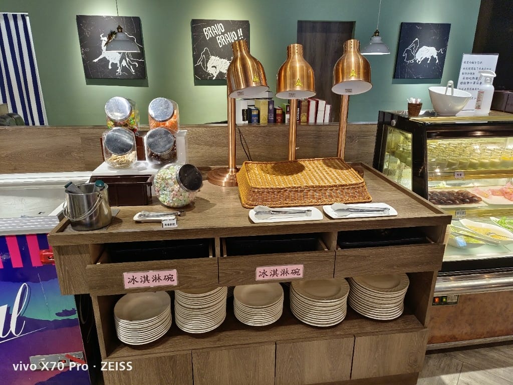 【新莊美食】鬥牛士義式廚房，趕在20220101漲價前，再來回味一下美味的Pizza及炸雞們❤️