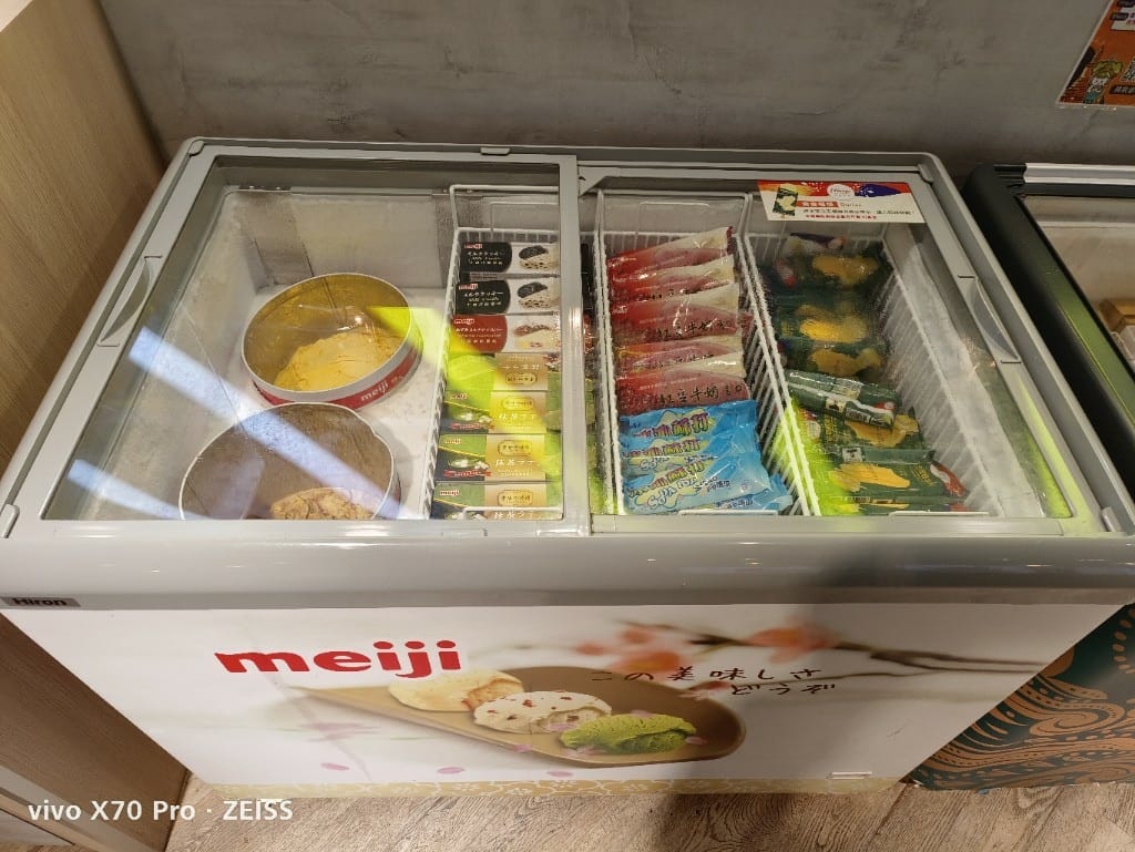 【板橋美食】吉哆火鍋百匯2訪，食物選擇多到選擇障礙會發作😂