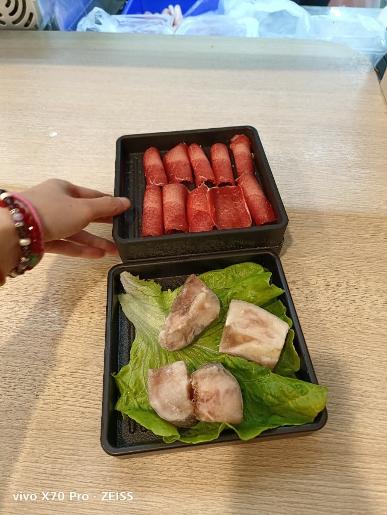 【板橋美食】吉哆火鍋百匯2訪，食物選擇多到選擇障礙會發作😂