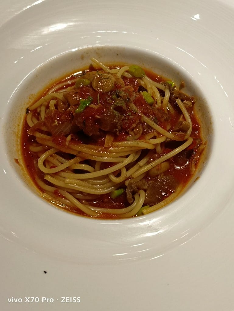 【新莊美食】鬥牛士義式廚房，趕在20220101漲價前，再來回味一下美味的Pizza及炸雞們❤️