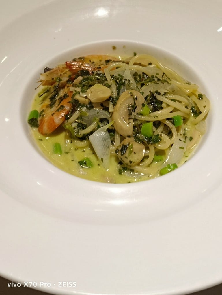【新莊美食】鬥牛士義式廚房，趕在20220101漲價前，再來回味一下美味的Pizza及炸雞們❤️